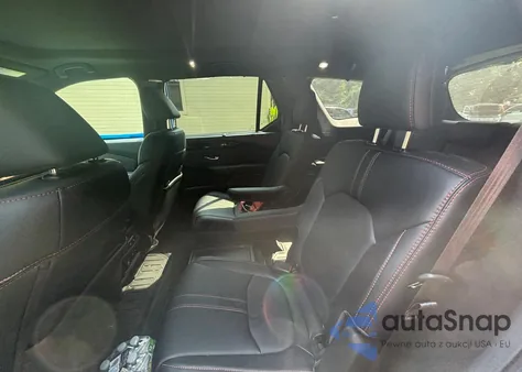 2025 Honda Pilot Trailsport z USA, uszkodzony, nr VIN 5FNYG1H68SB066927